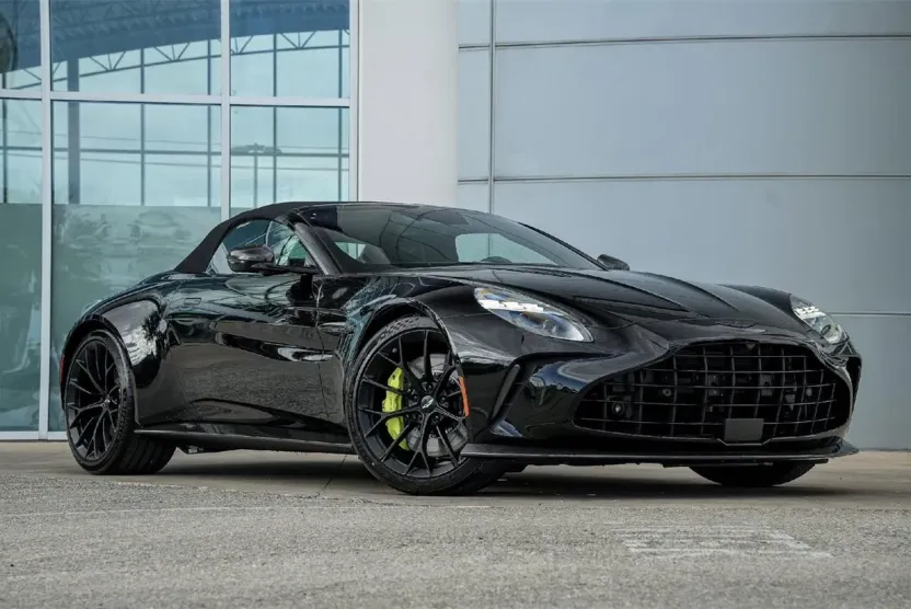2026 Aston Martin Vantage Roadster photo 1