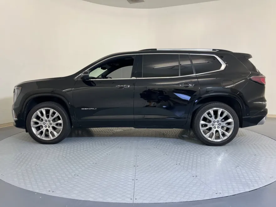 2024 Gmc Acadia Denali photo 1