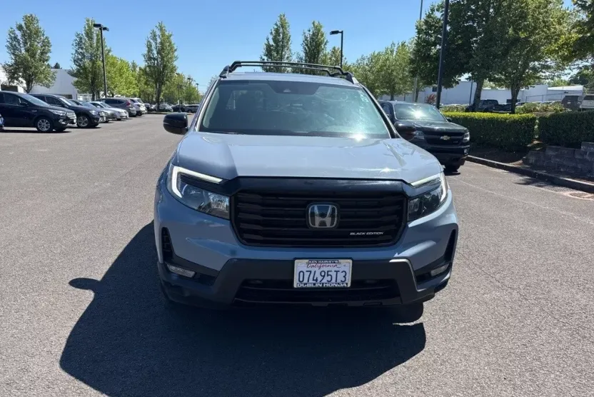 2023 Honda Ridgeline Black Edition photo 1