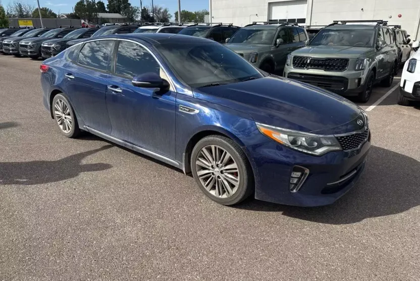 2018 Kia Optima SX photo 1