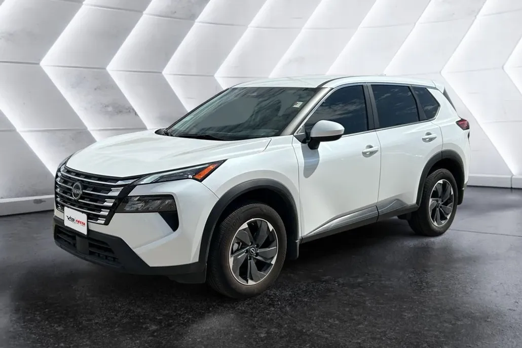 2024 Nissan Rogue SV photo 1