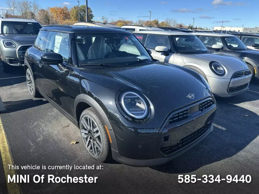 2025 Mini Cooper 2 Door Hardtop Signature photo 1