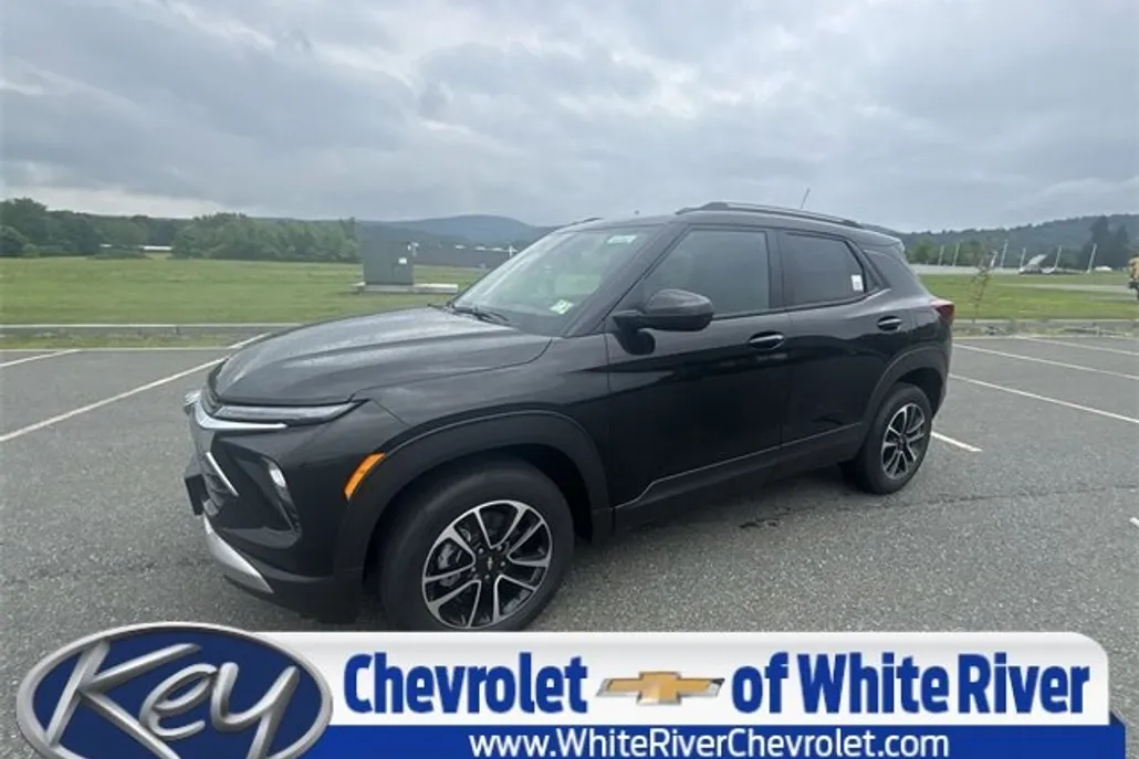 2026 Chevrolet Trailblazer LT photo 1
