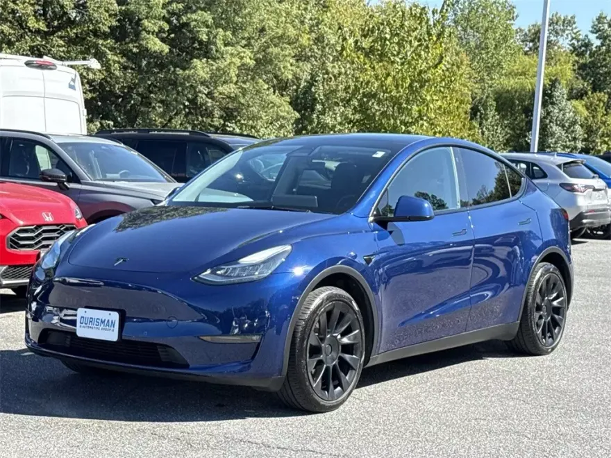 2021 Tesla Model Y Long Range photo 1
