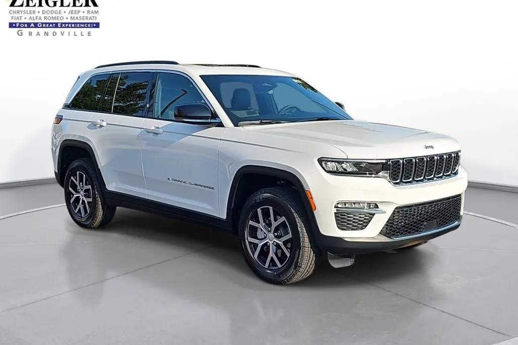 2025 Jeep Grand Cherokee Limited Sport photo 1