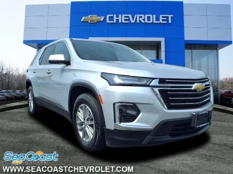 2022 Chevrolet Traverse Leather photo 1