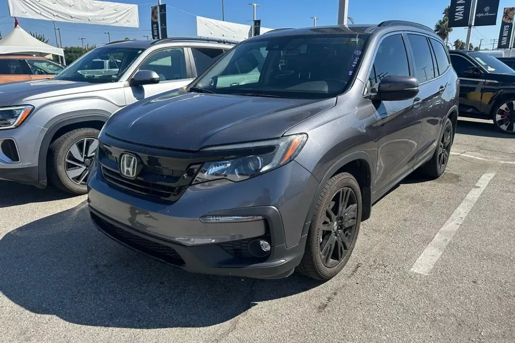 2022 Honda Pilot Special Edition photo 1