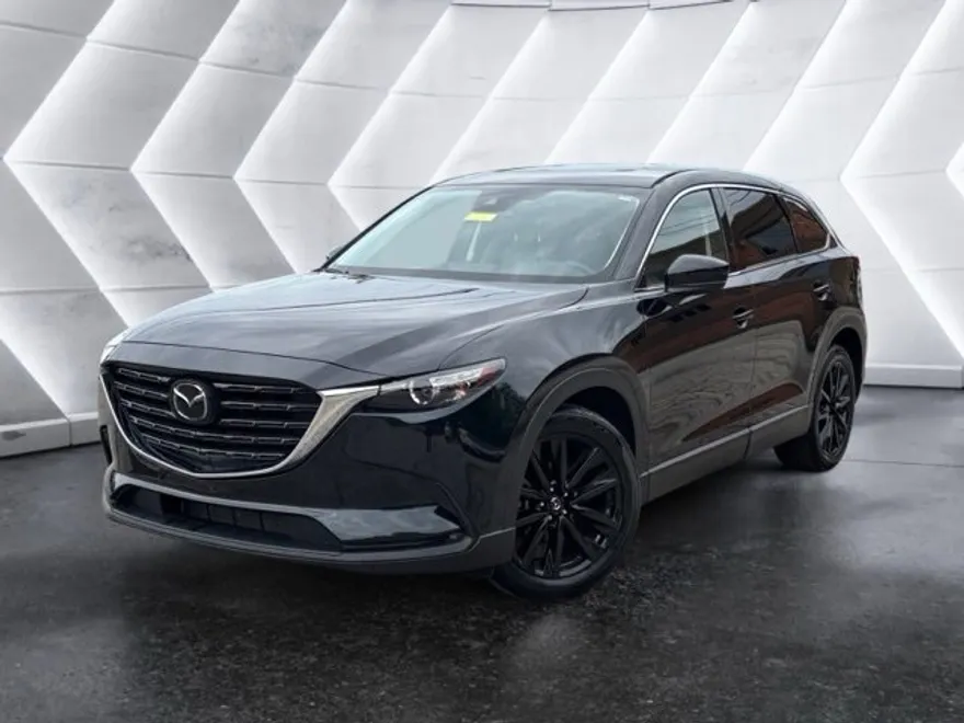 2023 Mazda CX-9 Touring photo 1