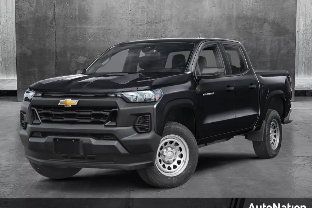 2025 Chevrolet Colorado LT photo 1