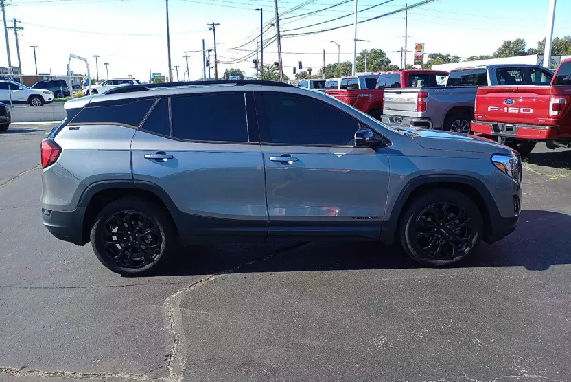 2021 Gmc Terrain SLT photo 1