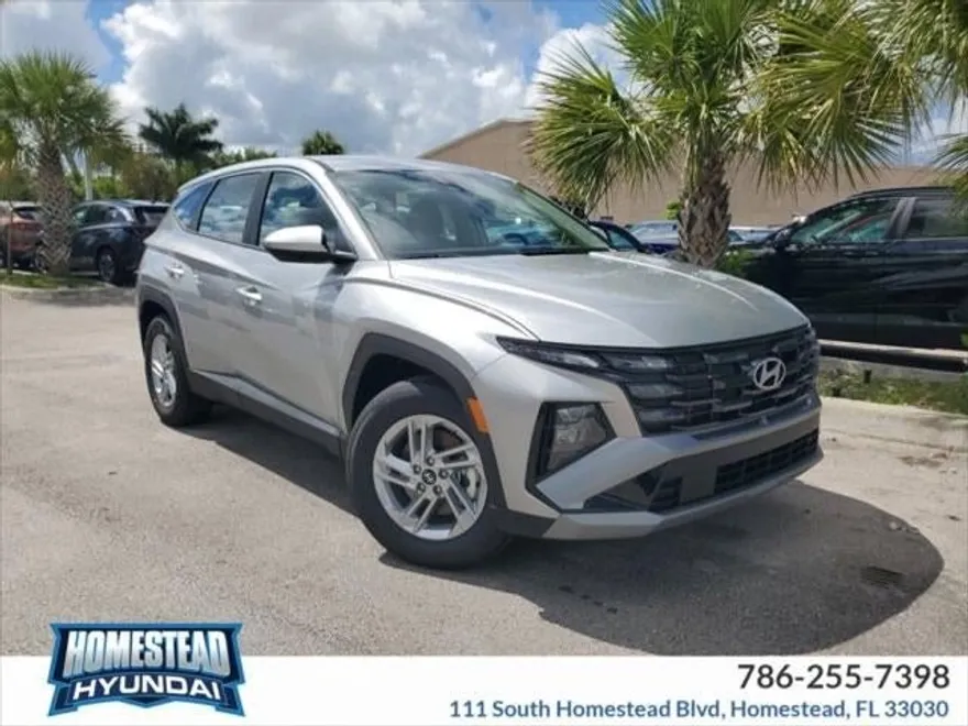 2026 Hyundai Tucson SE photo 1
