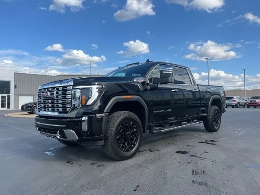 2024 Gmc Sierra 2500 HD Denali photo 1