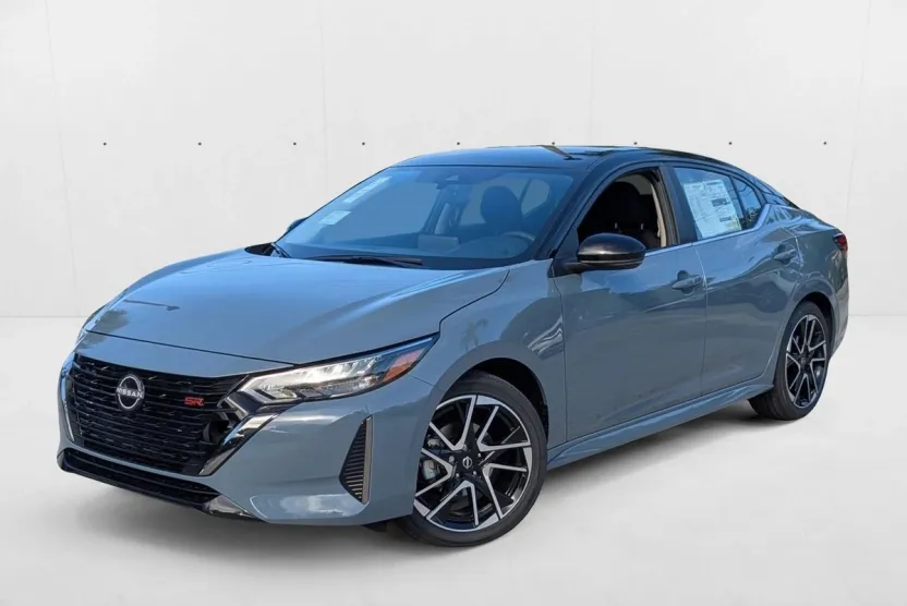 2025 Nissan Sentra SR photo 1