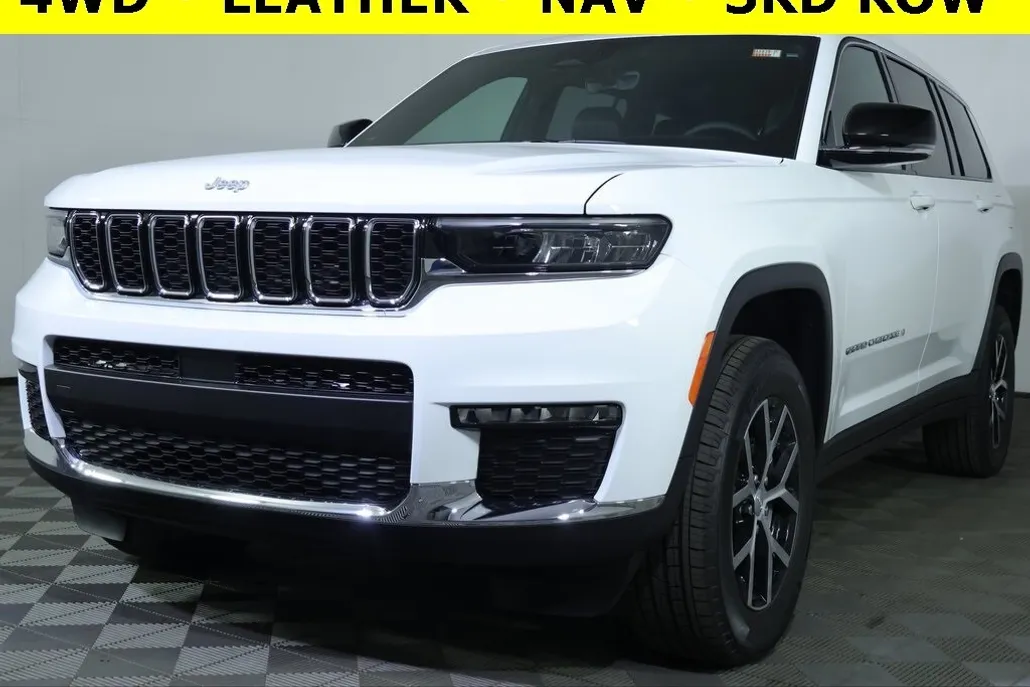 2025 Jeep Grand Cherokee Limited photo 1