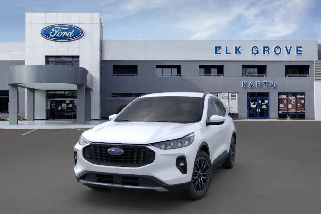 2025 Ford Escape photo 1