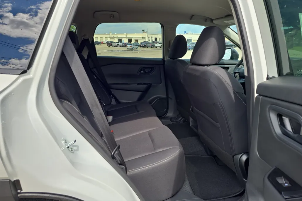 2026 Nissan Rogue S photo 1
