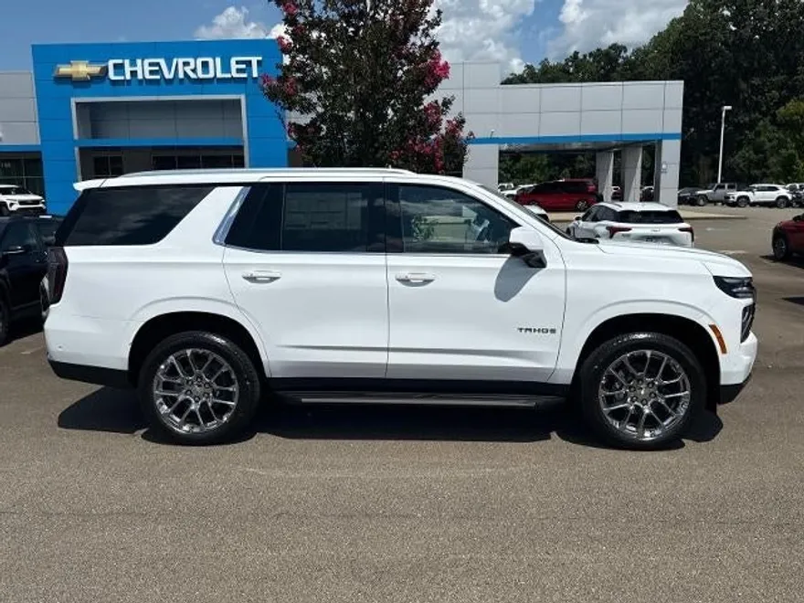 2025 Chevrolet Tahoe LT Premier High Country photo 1