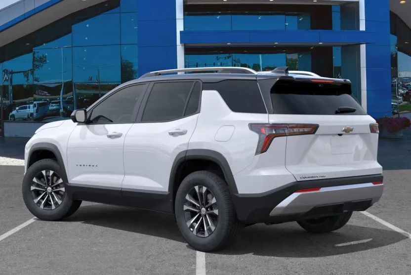 2026 Chevrolet Equinox LT photo 1