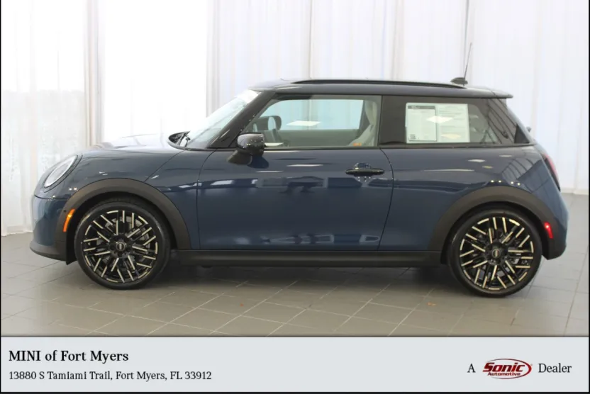 2025 Mini Cooper 2 Door Hardtop Iconic photo 1