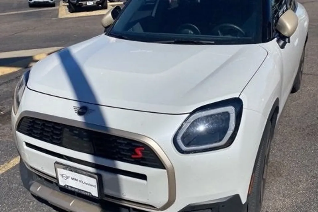 2025 Mini Countryman ALL4 S photo 1