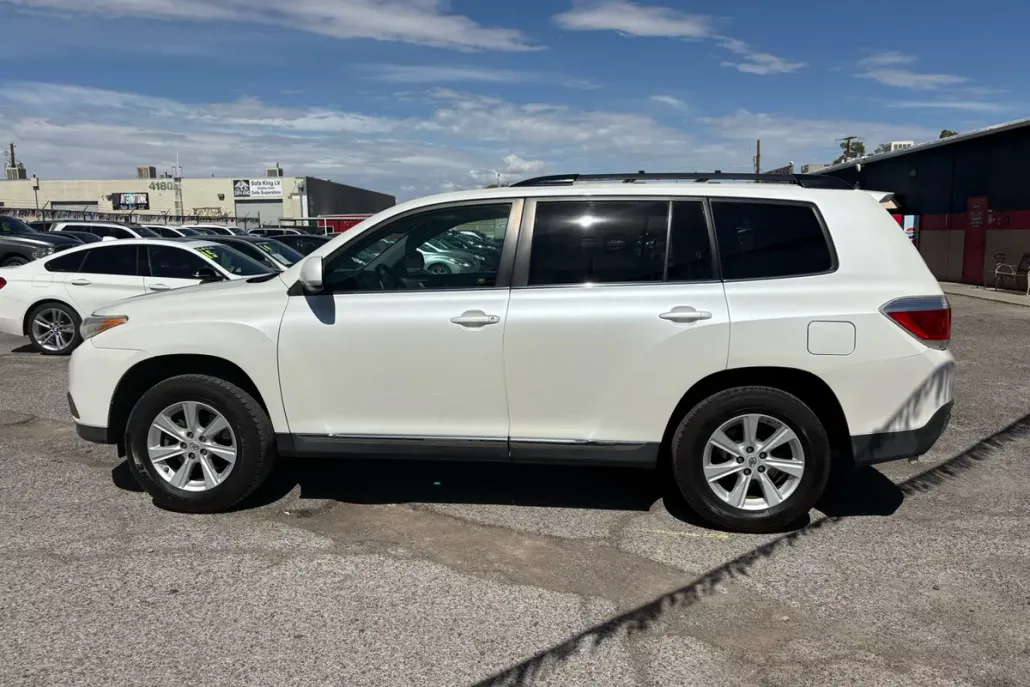 2012 Toyota Highlander Base Hybrid photo 1