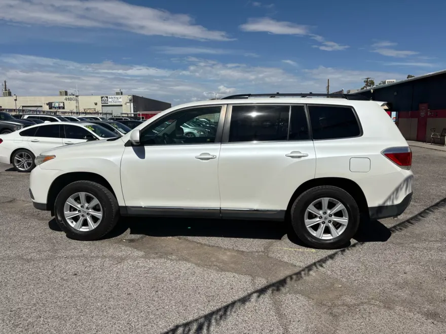 2012 Toyota Highlander Base Hybrid photo 1