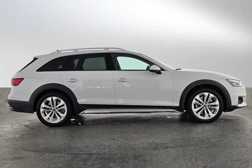 2023 Audi A4 Allroad Quattro Premium Plus photo 1