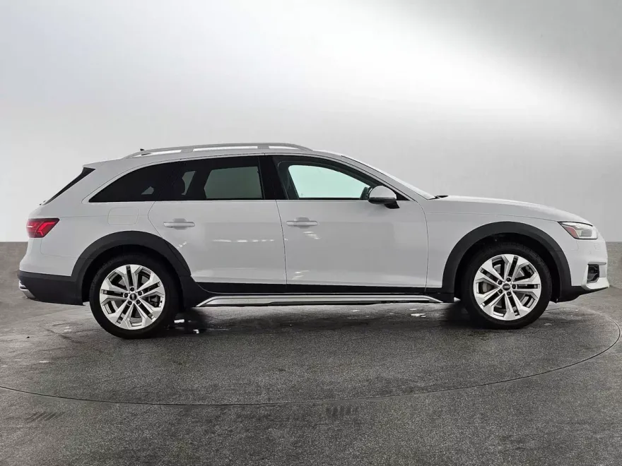 2023 Audi A4 Allroad Quattro Premium Plus photo 1