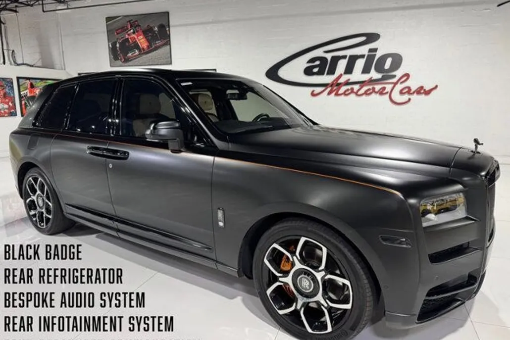 2020 Rolls Royce Cullinan Black Badge photo 1