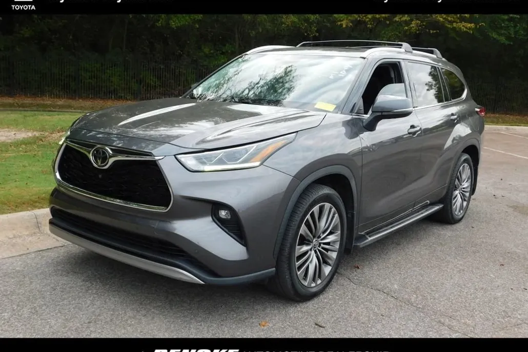 2021 Toyota Highlander Platinum photo 1