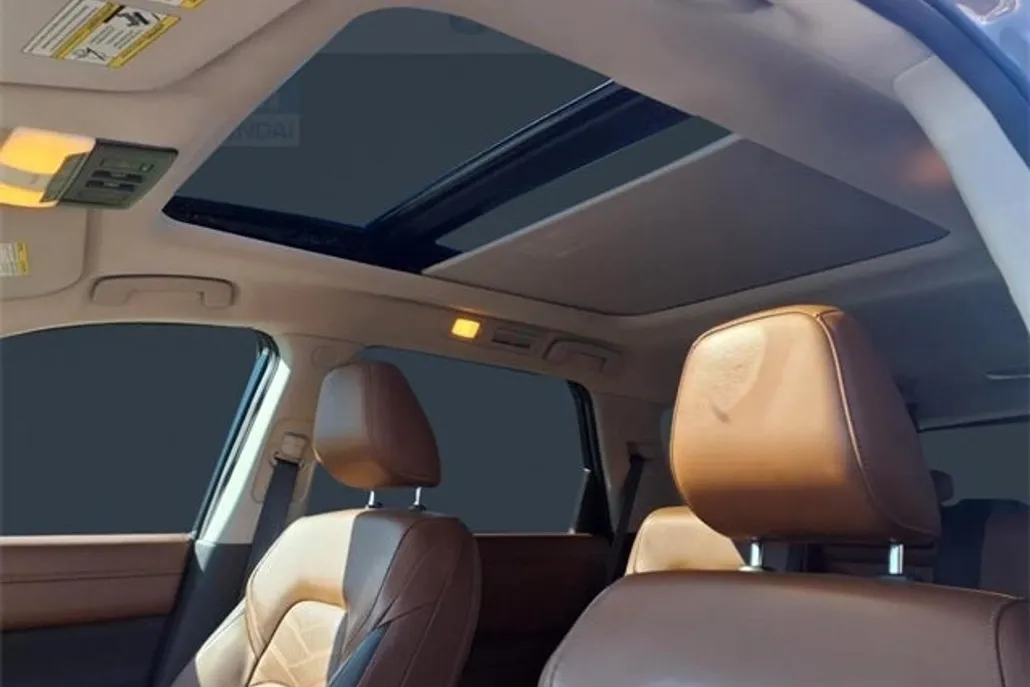 2023 Nissan Pathfinder Platinum photo 1
