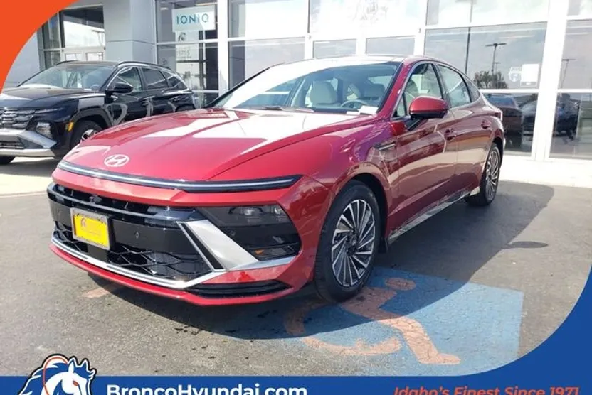 2024 Hyundai Sonata Hybrid Limited photo 1