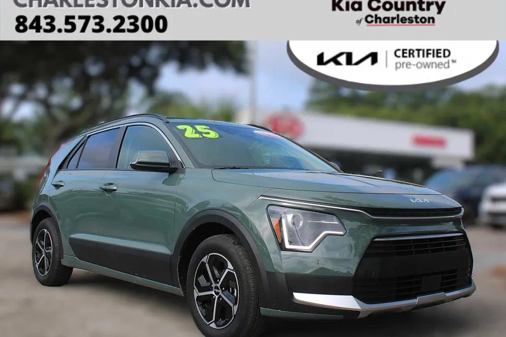 2025 Kia Niro EX photo 1