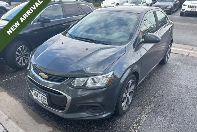 2019 Chevrolet Sonic Premier photo 1