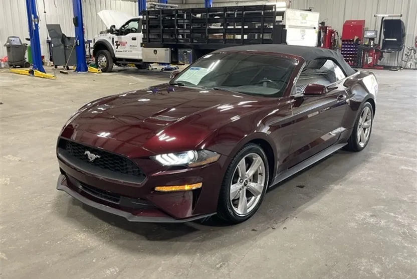 2018 Ford Mustang EcoBoost photo 1