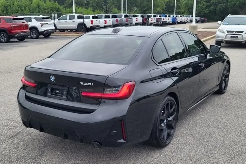 2025 Bmw 330i photo 1