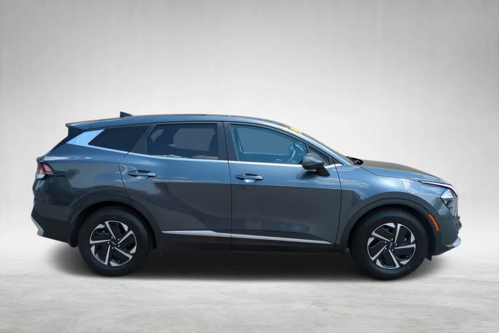 2023 Kia Sportage Hybrid LX photo 1