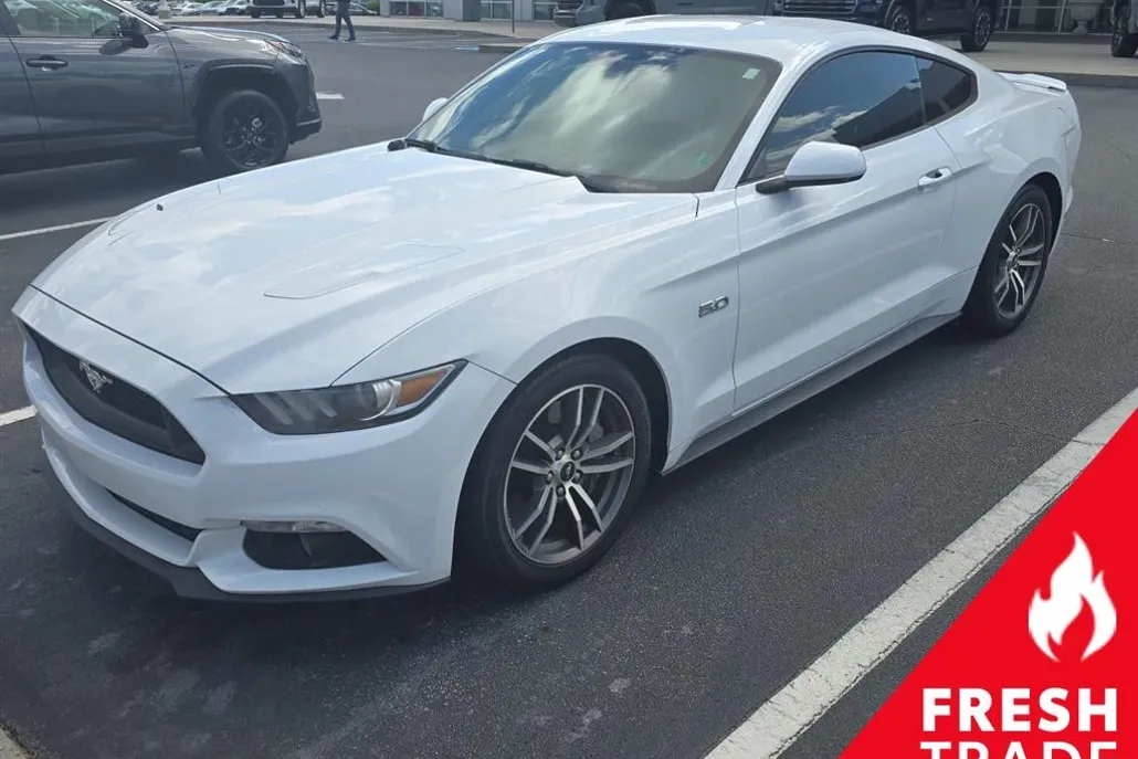 2017 Ford Mustang GT photo 1