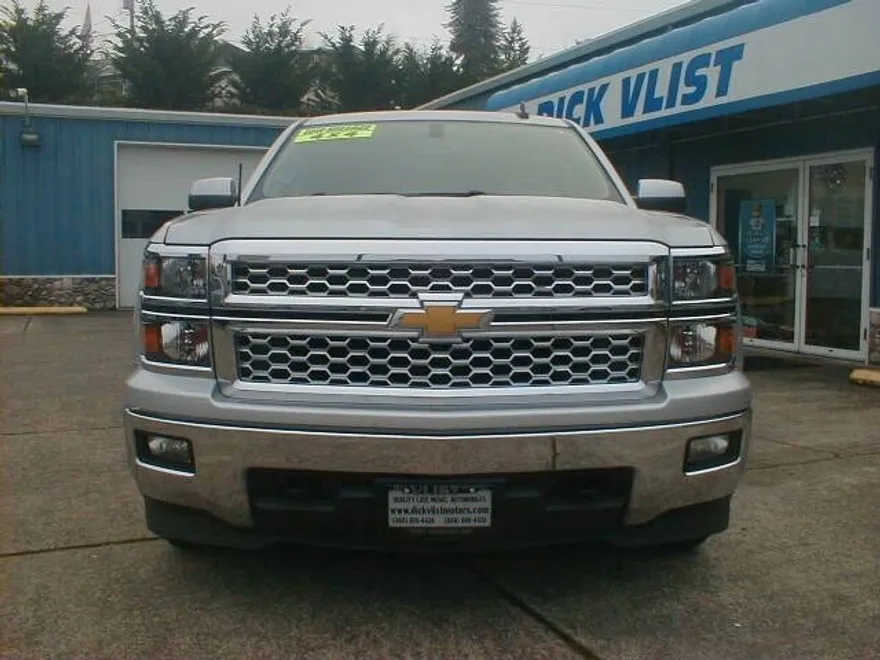 2015 Chevrolet Silverado 1500 LT photo 1