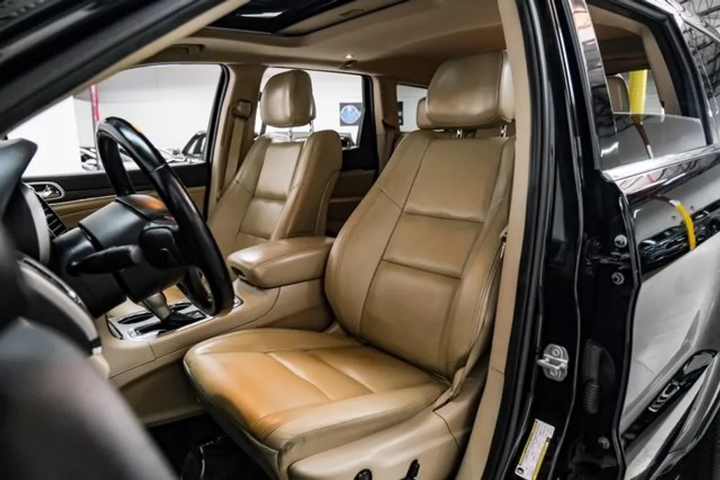 2020 Jeep Grand Cherokee Limited photo 1