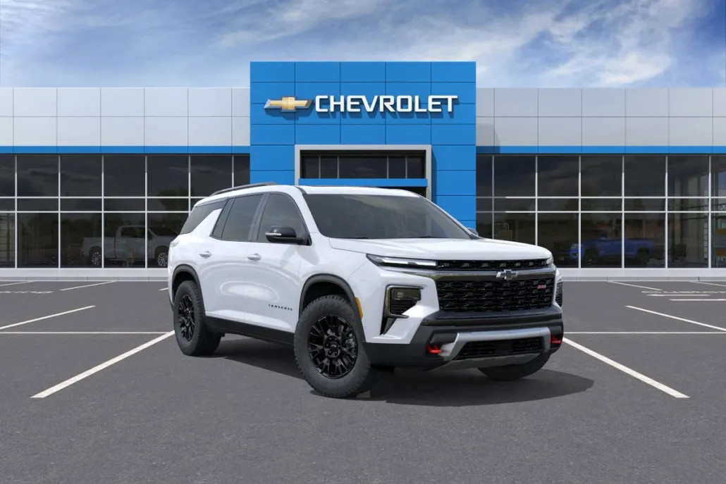 2026 Chevrolet Traverse Z71 photo 1