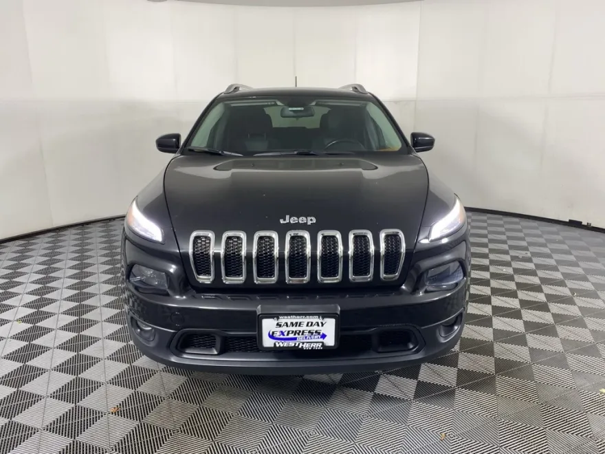 2014 Jeep Cherokee Latitude photo 1