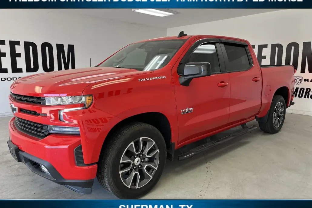 2021 Chevrolet Silverado 1500 RST photo 1
