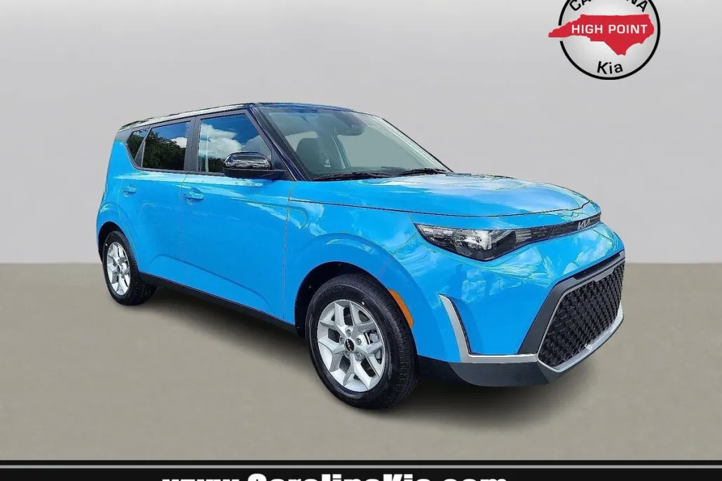2025 Kia Soul S photo 1