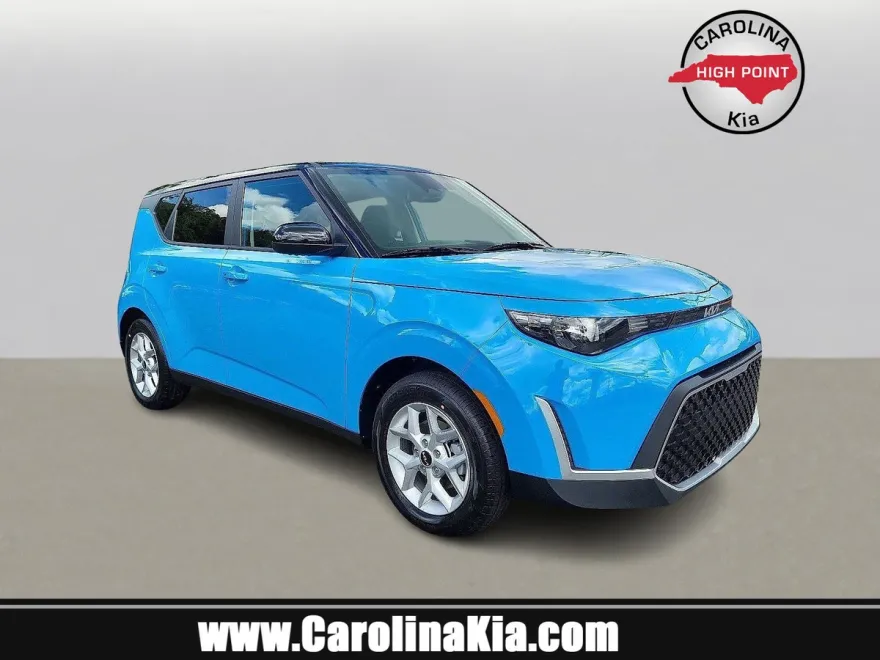2025 Kia Soul S photo 1