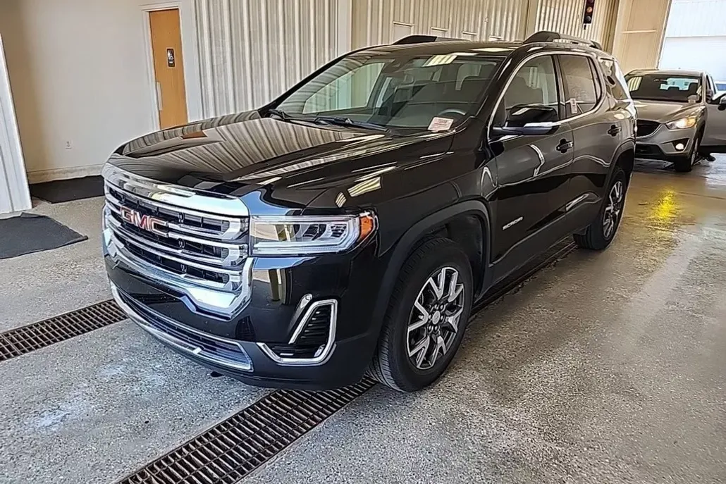 2023 Gmc Acadia SLE photo 1