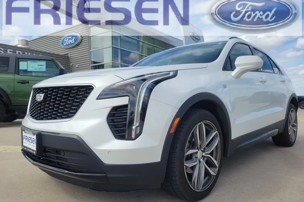 2019 Cadillac XT4 Sport photo 1