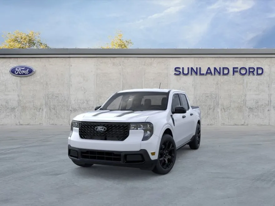 2025 Ford Maverick XLT photo 1