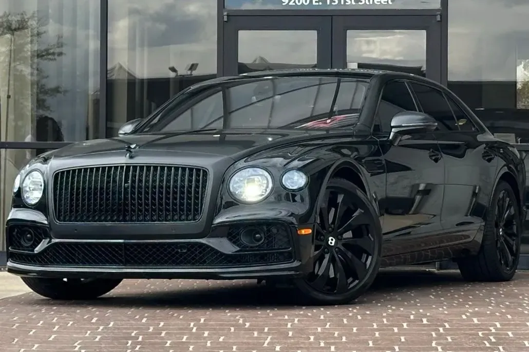 2022 Bentley Flying Spur W12 photo 1