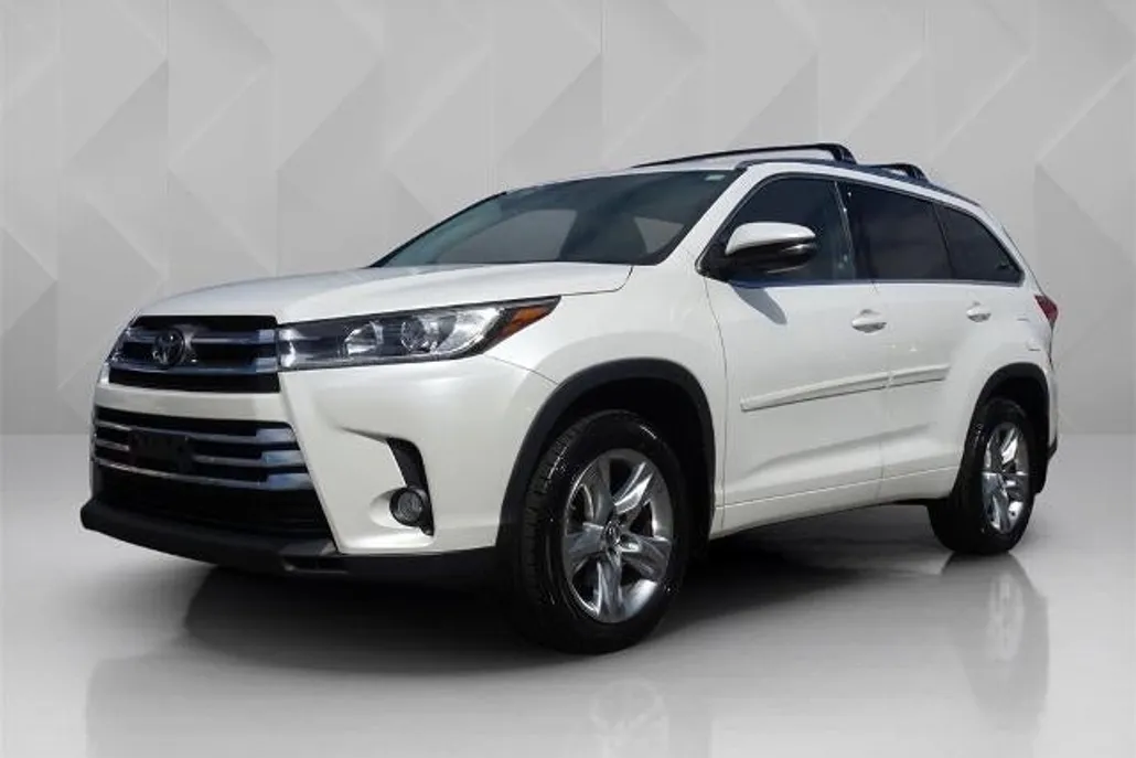 2018 Toyota Highlander Limited Platinum photo 1